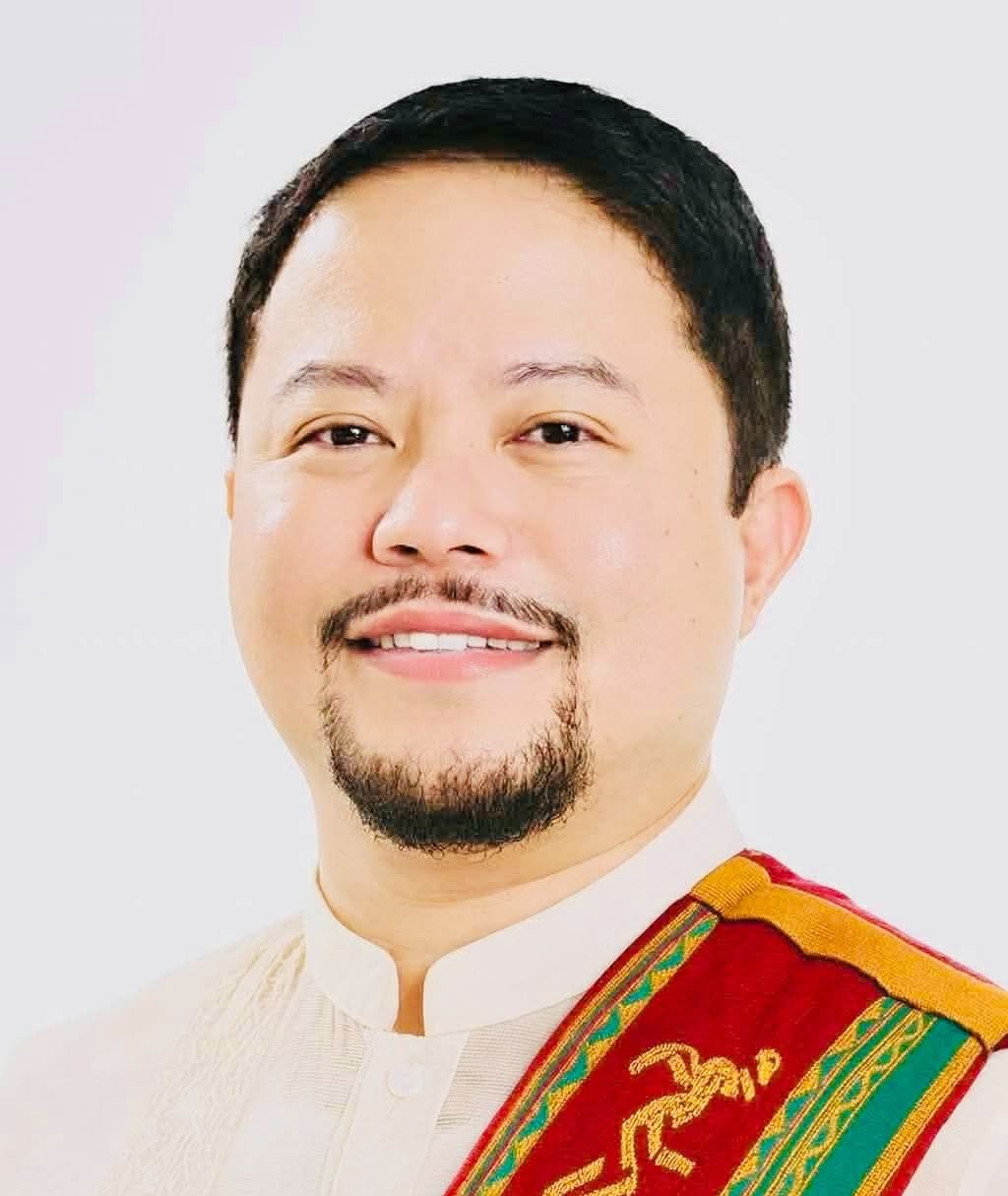 Dr. Delloro in UP Sablay